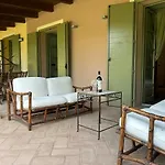 아파트 Lagotto House-apartment In The Langhe